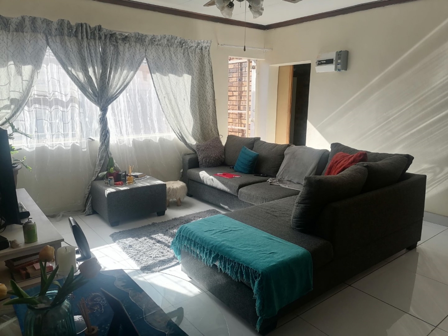 To Let 3 Bedroom Property for Rent in Hospitaalpark Free State